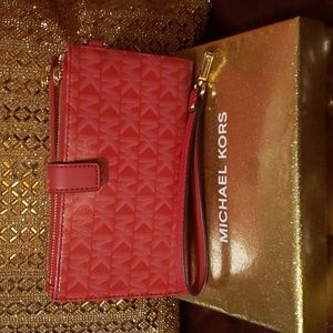 Michael Kors wristlet wallet